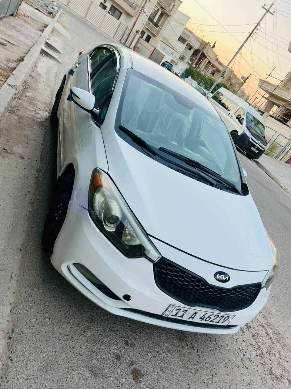 كيا سيراتو ٢٠١٤ خليجي محرك ١٦٠٠ دوش سيارة خير من الله تبريد كير محرك مكفولات بيها جاملغ بنيد مبدل وصبغ باب خلف السكن وربع الجاملغ الخلفي سيارة جاهزة وحلوة مال شارع اريدها ٩٢ وبيها مجال *********** بغداد, العراق

