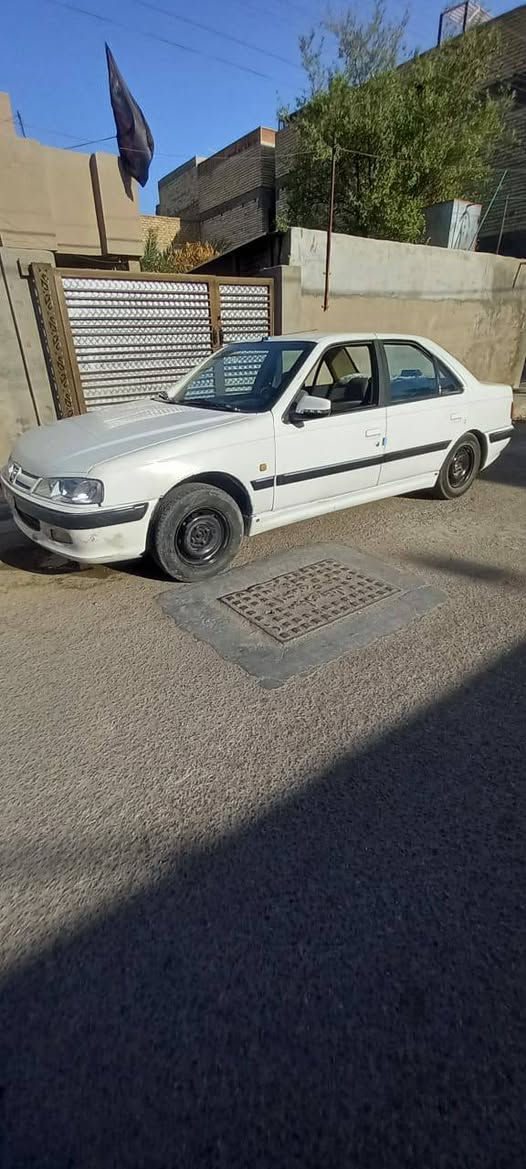 بيجوا بارص ٢٠١٥ رقم واسط  تحويل مباشر مكينة  تنقص و تصرف دهن يعني كايمه الكشر  بيه تعمير بسيط  السعر ٤٨$ العنوان بغداد الرصافة
***********
