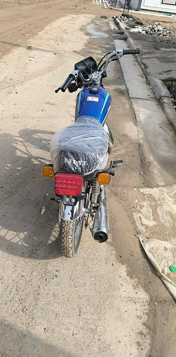 سلام عليكم شباب دراجه للبيع نامه الاصلي تعمير جديد مكفوله كفاله عامه لسعر 850      وهذه رقمي وبخدمتكم ***********
