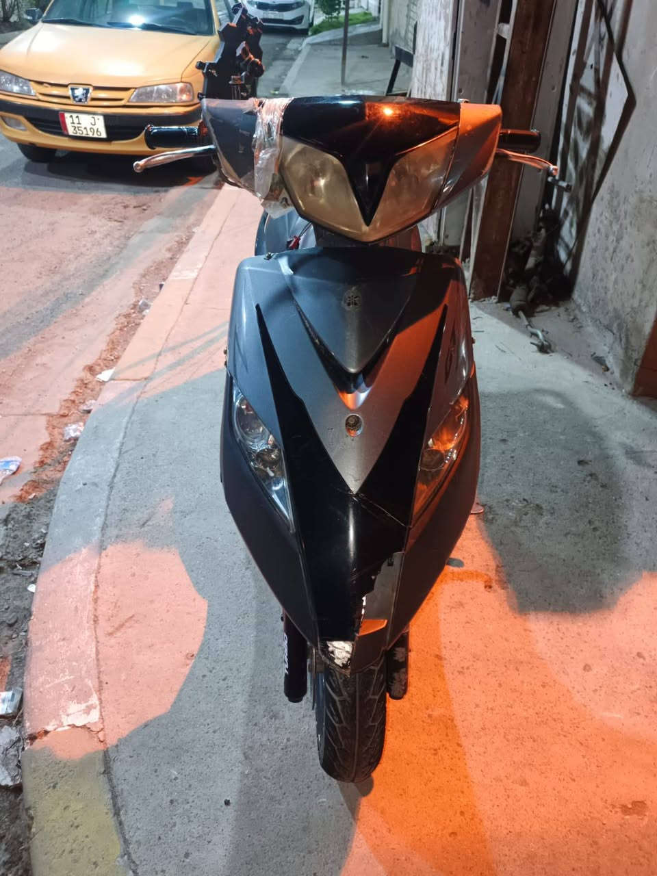 كالسلام عليكم دراجه ثعلب 140كامله بيها كسر خفيف مبين بل صوره وبل كصه شي خفيف شلعه معدل كشن رياضي كلاجات رياضي لايتات شغاله نقص خفايف مكان بل حريه عارضها 400وبيها مجال ***********

