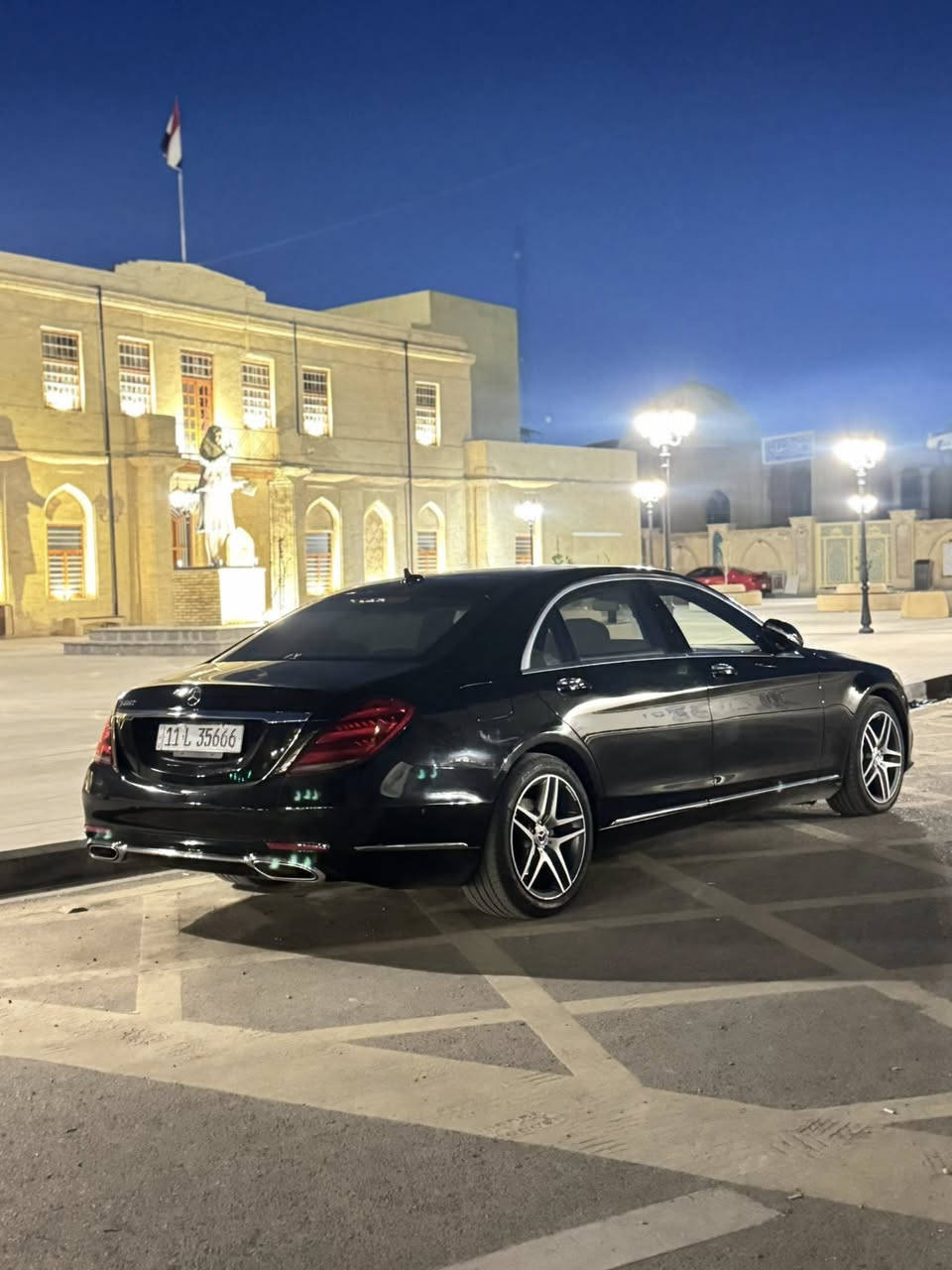 لبيع فقط بدون مراوس
mercedes S class 560 
موديل : 2020
عداد الكيلومتر :  61miles
عدد الاسطوانات : 8 سلندر
عدد الاحصنة : 469
عزم الدوران : 700
عدد المقاعد : 4 VIP
السيارة عليها ppf  
برادت بلاد جانبية + خلفية
اضائة داخلية 64 لون
مساج بالكشنات 
عدد السماعات 31شركة burmester
ذاكرة مقاعد و وضعيات قيادة
شاحن وايرلس عدد 2 
تايرات ران فلات
انارة ترحيبية 
لايت لليزر
مازدات امامية 
بانوراما تضليل كهربائي
الدواسات بعدها على وضع الشركة
السياره حادثها شخط ب التكمة فقط ومبخوخ 
بدون ايرباك بدون تبديل اي شي بيها كله بلادي
السيارة جديدة
بيها رقم شبه مميز 35666
السعر 52,700 وبيها مجال
***********
