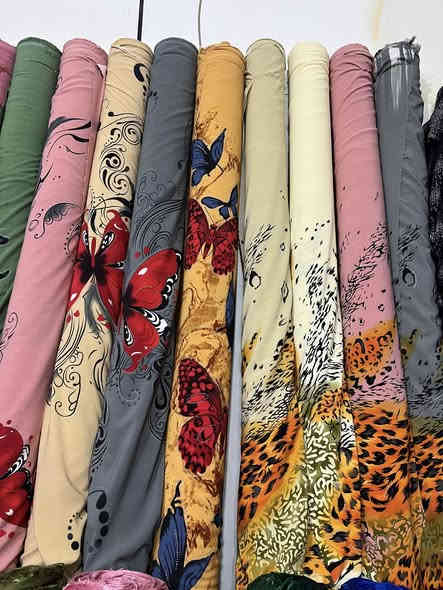 مساء الخير والعافيه 💣🤩جميع انواع الملابس🥳
وصل الجديد والراقي 
الخامه الثقيله وتدللون 😍😎

سارعو في الحجز وتوصيل متوفر كل محافظات 💣🔥

الفرع الاول حله الشريعه مقابل كراج السياحي 🥳🔥

للحجز والاستفسار خاااص او ع الرقم ‏*********** #واتساب  #فايبر#الركن #الاخضر#الاقمشه
