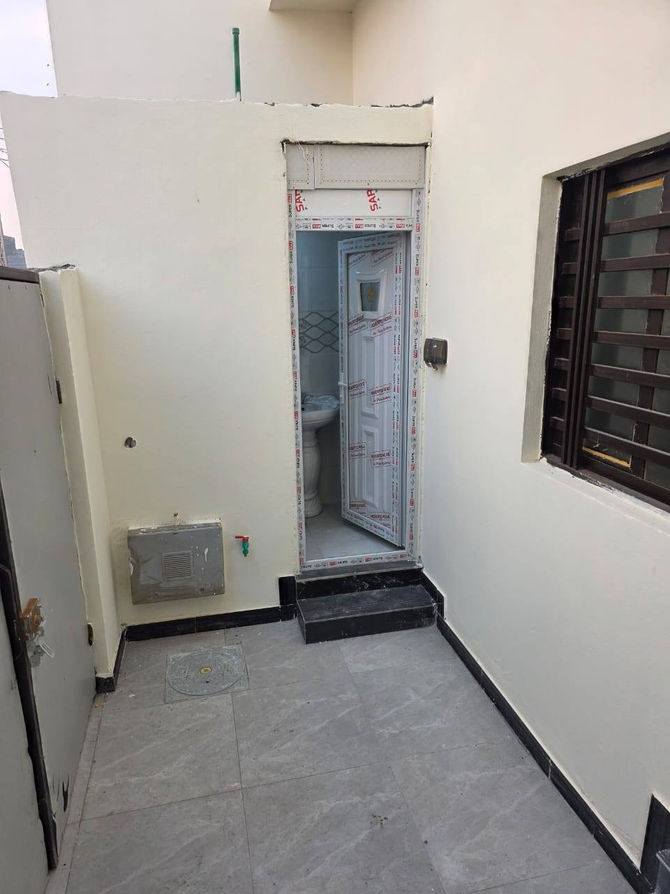 اعلان🏠 اعلان 🏠 اعلان 🏠
✅ يعلن مكتب عقارات فدك ✅

💯دار  للبيع المساحة 100متر في
شط العرب _الجزيرة
   شارع زين العابدين 
قرب خطوت زين العابدين💯

متوفرة كافة الخدمات ماء كهرباء تبليط اناره  

يحتوي

٢غرفة _ديوانية _هول _مطبخ _صحيات

السعر 62 مليون

بناء جديد 2025

جنس العقار طابو ملك صرف زراعي

للإستفسار
***********
***********
