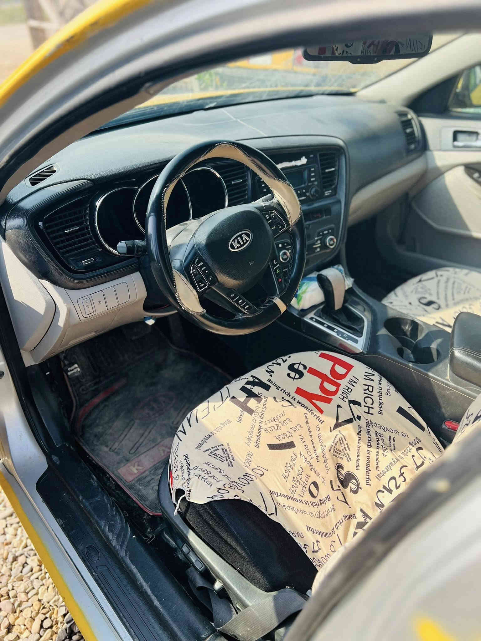 سلام عليكم أوبتيما موديل 2012امريكي سياره بيه جاملغ وره ايمن سياره جاهزه من كلشي توه مجدده سنويه أو مصفره هيه أو غرامه مكان دوانيه قضاء عفك السعر 90 بيه مجال الاتصال مع استفسار ***********
