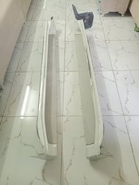 للبيع لحيه مال دعاميه اماميه برادو مع دوسات مال برادو مستخدمه كلش نضيف...