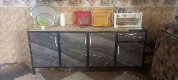 للبيع 
كاونتر وسنك 
السعر ٢٥٠ بي مجال 
العنوان فلوجه سكنيه دور واطيه الكلفه
رقم لشراي ***********
