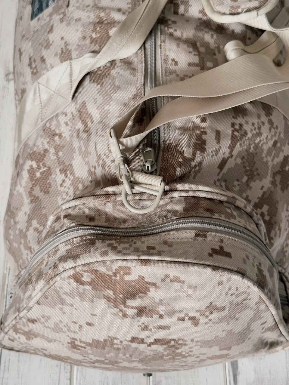 (Duffel Bag) 
جنطه ١١٠ لتر تحمل داخلها تفيد للسفرات الطويله تفيد العسكري اللون المميز طبعا جديده ما مستعمله السعر مع التوصيل 65.000


**إذا كنت صاحب هذا الإعلان وتريد حذفه لأي سبب، رجاءا أرسل رسالة إلى الدعم الفني**