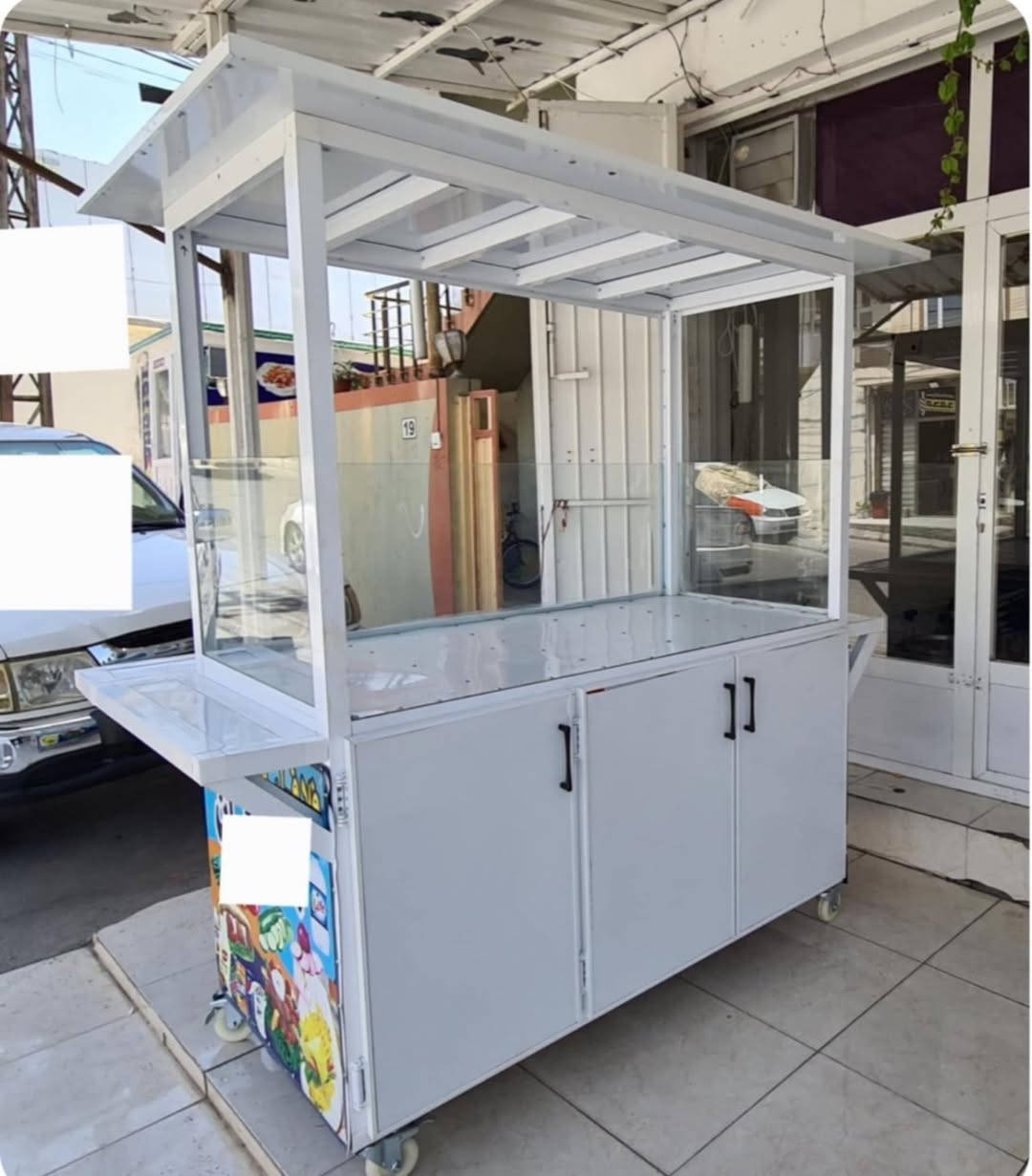 ‎ئەو مێزە بۆ فرۆشتن  بۆ لەفە  و  بۆ نۆکاویش ئەبێت 200 هەزار ***********
