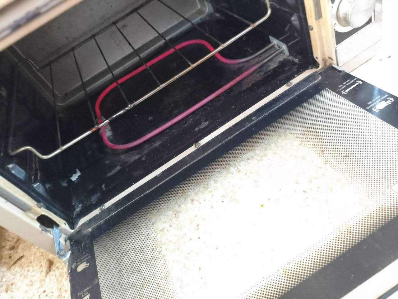 متاح صوبه كهربائي منضر نقص شمعه فقطب35الف صوبات كهربائي عدد 2الوحده ب15الف اوڤن بس الباب مالته مامأثر عليهب30الف كلهن شغلات مثل ماوضحات بالصور كربلاء أمن الداخلي ***********
