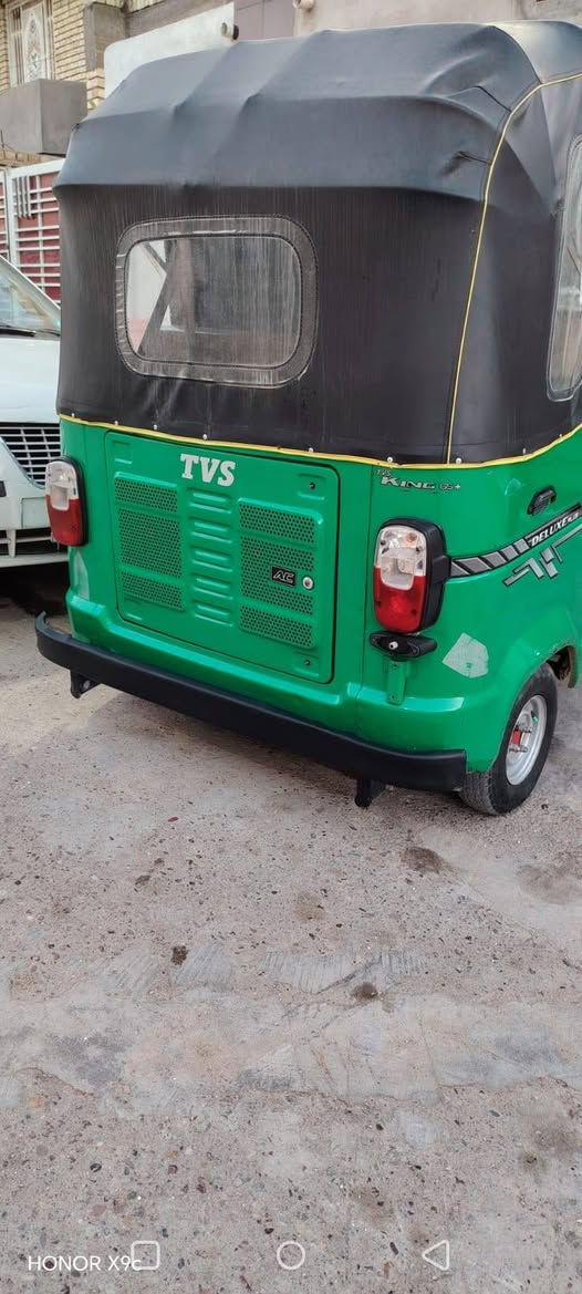 السلام عليكم تكتك موديل 2023 رقم سنويه محرك لا تنقيص ولا تبخير لا ضربه ولا صبغ تخم تاير دوشه جديده مكان جسر ديالى القديم فلكه المدائن سعر 7 بيها مجال للشراي***********
