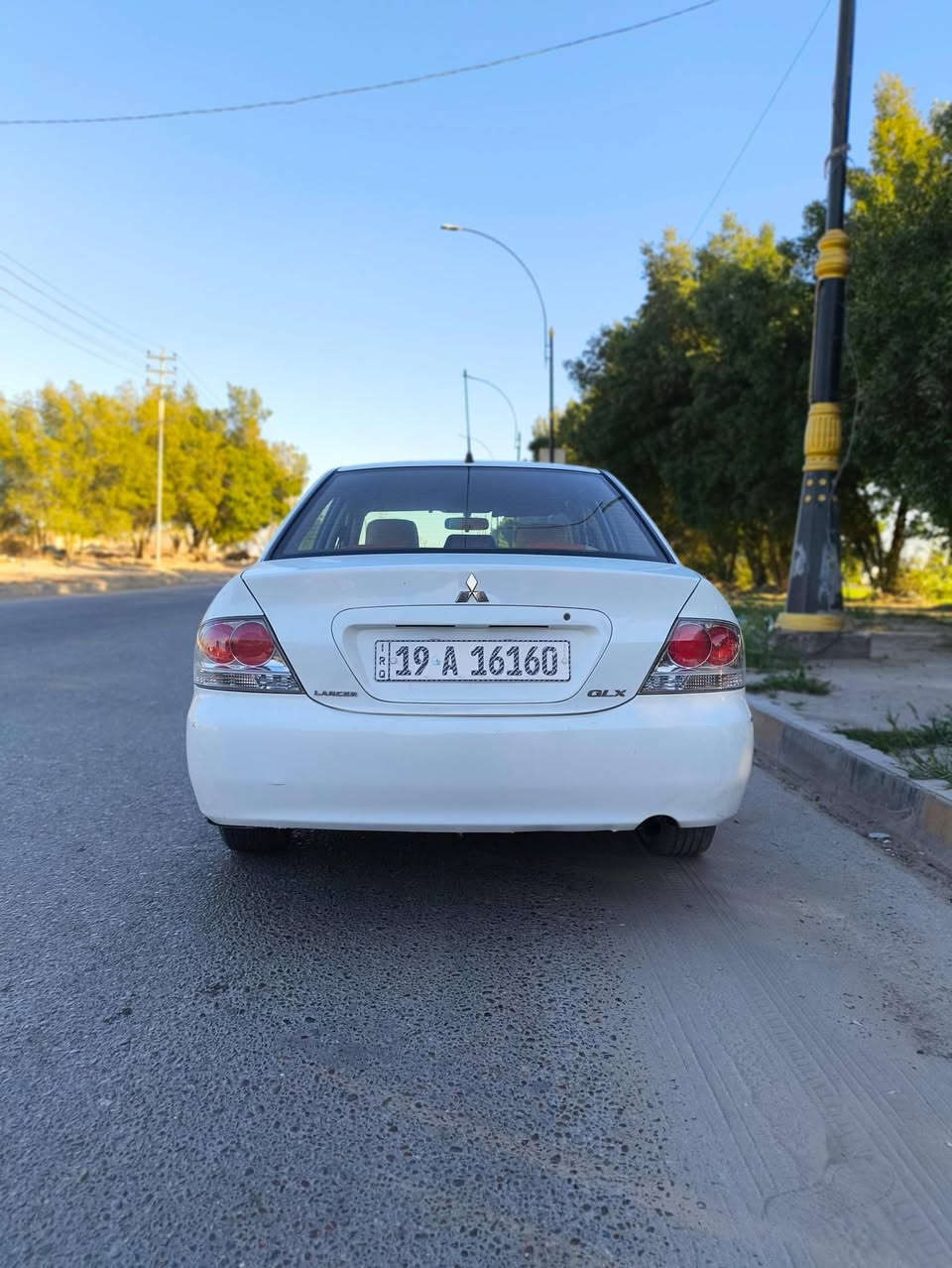 السلام عليكم..
#للبيع سيارة ميتسوبيشي لانسر  موديل ٢٠١٠ رقم كربلاء الماني مميز مع سنوية عظم عاج بإسمي  . 

#المواصفات: 
1. ميتسوبيشي لانسر ٢٠١٠ لون ابيض . 
2. الرقم كربلاء الماني مميز سنوية وارقام جدد لغاية ٢٠٢٨  . 
3. محرك ٤ سلندر  ١٥٠٠ قبق أسود . 
4. غرفة بيحي مع صاج دشبول بلادي .  
5. تبريد شغال . 
6. محرك ، كير ، حدادية كلها يعمل. 
7.  بنيد مبدل فقط  . 

(السيارة معروضة للبيع والسعر المطلوب 9 الف دولار ( 90 ورقة ) مع مجال قليل مكان السيارة كربلاء )

الجاد بالشراء الاتصال على الرقم التالي 👇🏼 (غير متواجد على فيسبوك ) .
***********
