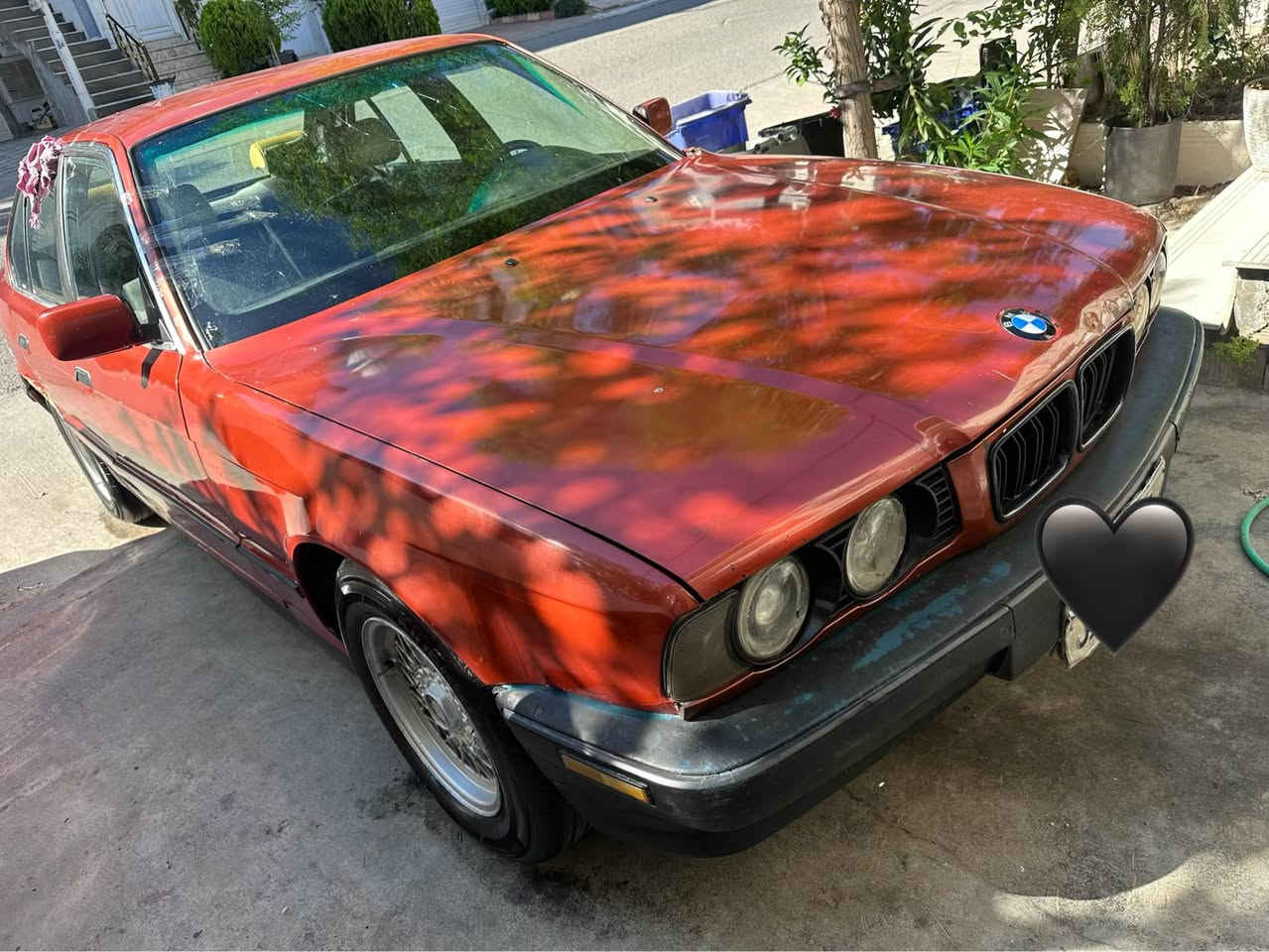 BMW525

1990

گێڕ عادی ٤جام کارەبا ٦کەلە ناو فۆرمیکا کوشن جلد ویلوو تایە لۆک پێش پان بەشەرتی گێڕ و مکینە و تحویل بڕاوە غەرامە سنوی سالو نییویکە بەسەرجووە 

سعر ٣٥ معاملە 

لەسلێمانیم 

*********** السليمانية, العراق
