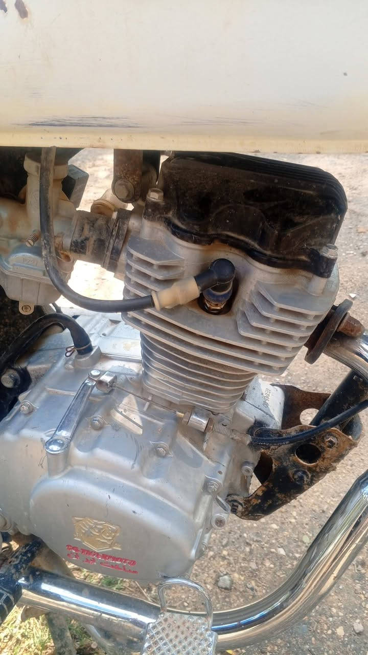 سلام عليكم دراجه تايكر للبيع كلك مكاني كربلاء الحسينيه سعر 300 شراي يتصل ***********
