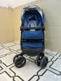 عارەبانەی مناڵان بۆ فرۆشتن کەم بەکار هاتووە زۆر خاوێنە07764773933 )075...