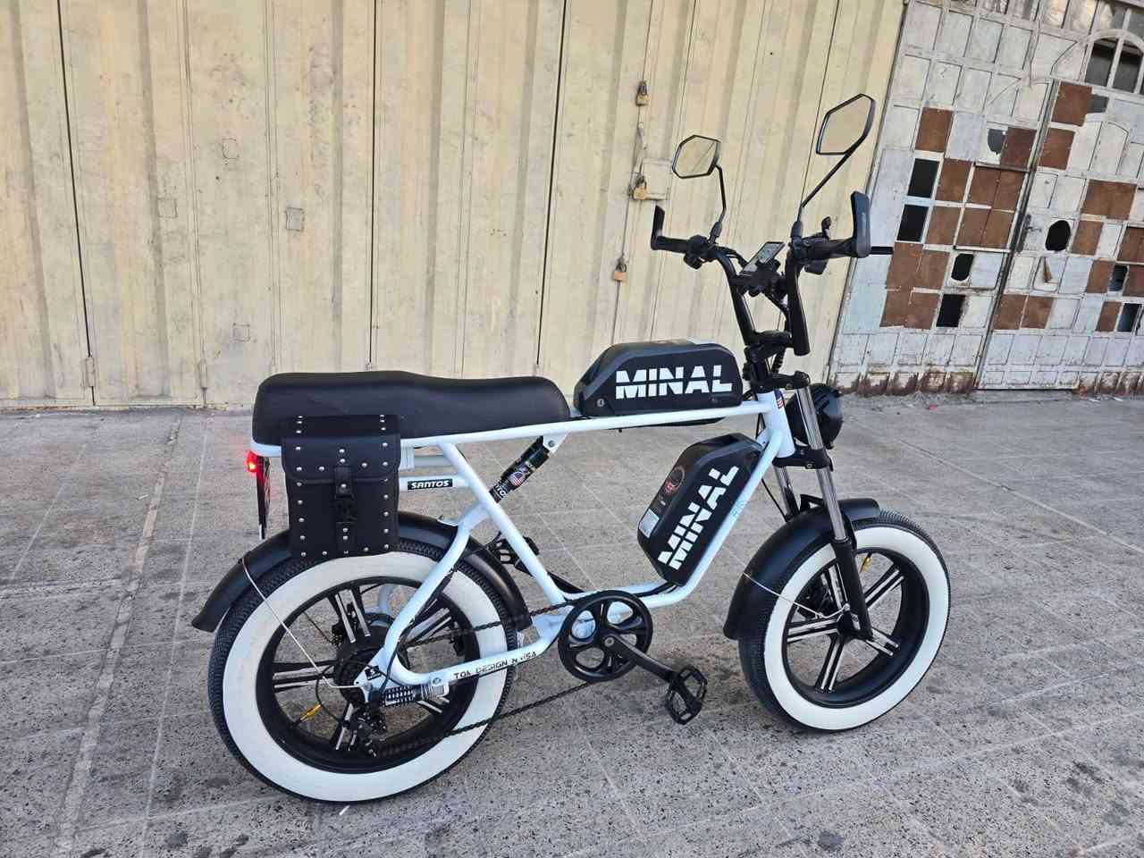 السلام عليكم دراجه شحن امريكي اصلي بطاريه ليثيوم كلش جديدة مابيهه اي نقص رقمي للتواصل ***********
