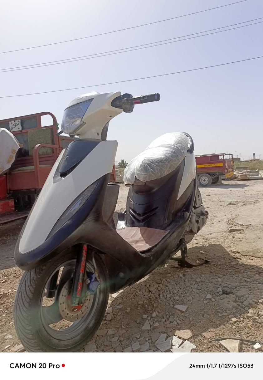 السلام عليكم دراجه ماكس عـدله البيع الدراجه كله كامله نجي تجي تشوف بعينك  السعر 700وبيه مجال  حك الجاي  ***********
