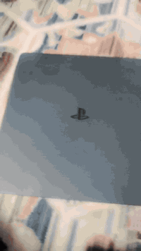 ويا اقراص 4 سعر 200الف جهاز 99٪ رقم 07735093008 تواصل معي واتساب او مخ...