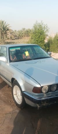 للبيع 735 موديل 92 هزه جديده رقم دولي بغداد محرك كير مكفول ترايك وين م...