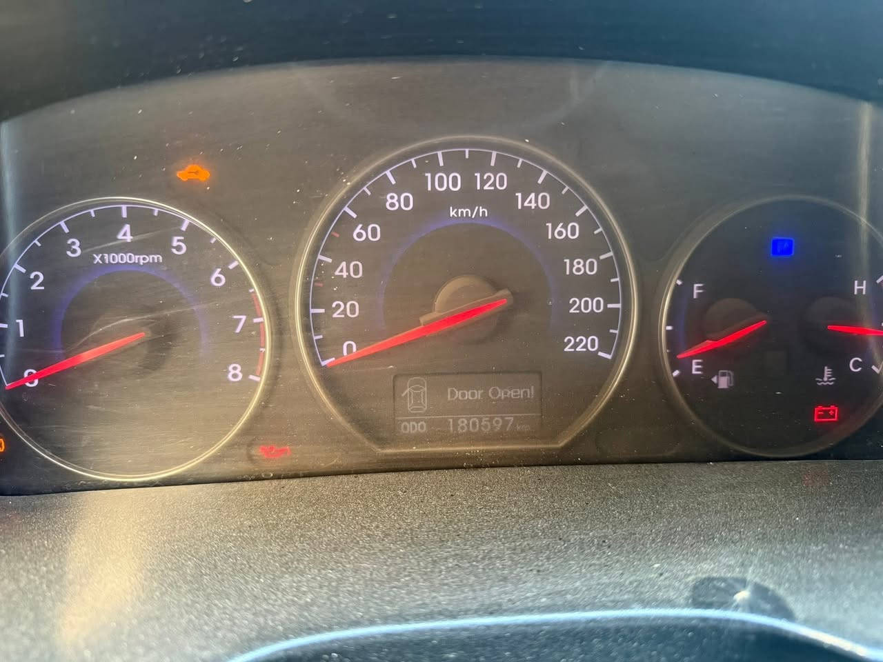 سنتافي 2011
فوووووووول للاخير خليجي. بيه بس جاملغ خلفي السياره جديده سعرها ١٤٠ 
***********
