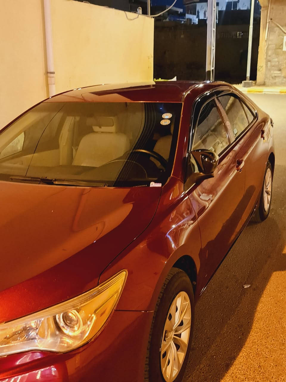 سلام عليكم كامري للبيع موديل2017 فول مواصفات Leضررها جامللغ من  وباقي كله بشرط سياره جديد بمعنى كلام  
سياره احلى من صور كير ومحرك كله بشرط وشرط تحويل
عنوان سياره فلوجه
سعرها 155$ وبي مجال قليل للاستفسار اتصل على رقم ***********
