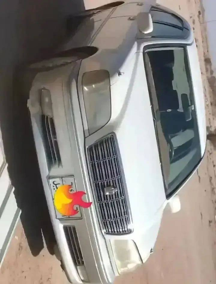 ملكه ادوات موديل 2001 كصه جنطه
مكينه كير بالكارتون دكمتين محرك vvt-i  سياره جديده 
كشنات كهرباء كهربائيات كلهن شغالات سياره نضيفه مال جناي متوم شمالي اربيل متوم وكامل 
شلعه تموت معدل حداديه 💯 % السياره بلاديه ماملعوب بيها
السعر 32ورقه وبيها مجال قليل المكان البصره  *********** البصرة, العراق
