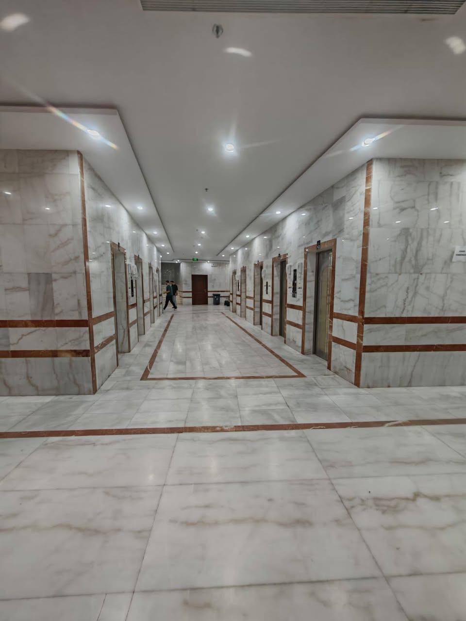 بشرى ساره الى اهلنا في تكريت والعلم وكركوك  عمره البر لشهر رمضان المبارك العشره الاولى من رمضان 500$ الذهاب اول يوم رمضان والعشر الاواخر من رمضان والعوده بعد العيد ب750$هناك شعر رمضان كامل تقريبا 35يوم الذهاب قبل رمضان بيومين او ثلاث والعوده ثاني او ثالث ايام هناك باصات مجانيه توصل المعتمرين الى الحرم والرجوع الى الفندق على مدى 24ساعه فندق مورو العالميه في الروضه للحجز مراسلتي او الاتصال ***********هذه بيه واتساب والرقم الثاني ***********خدمه المعتمر شرف لنا
