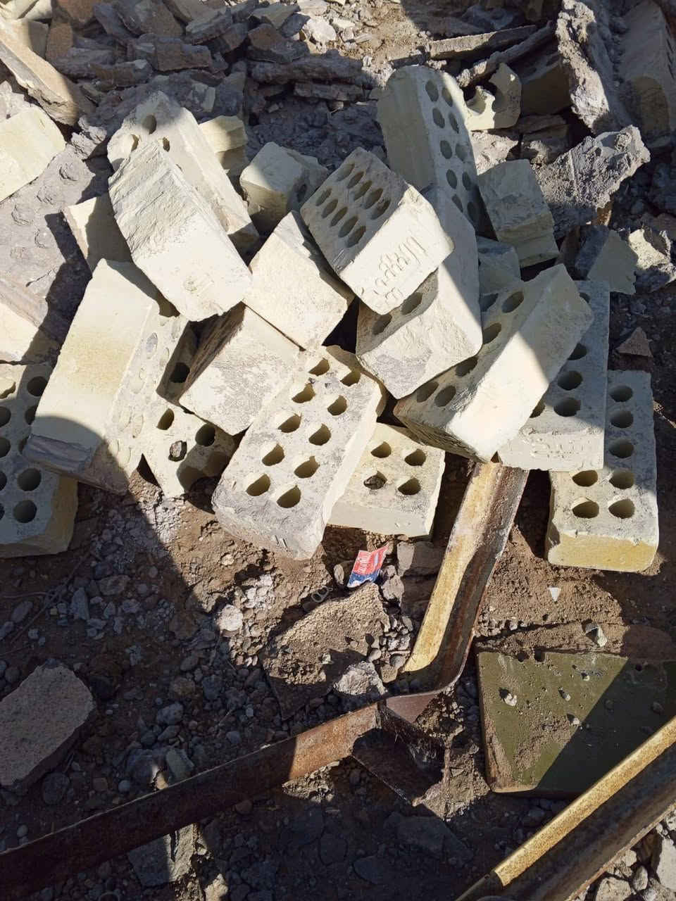 ***********
***********
يوجد طابوق تفليش جمهوري للبيع تواصل على الرقم وعلى الواتساب
