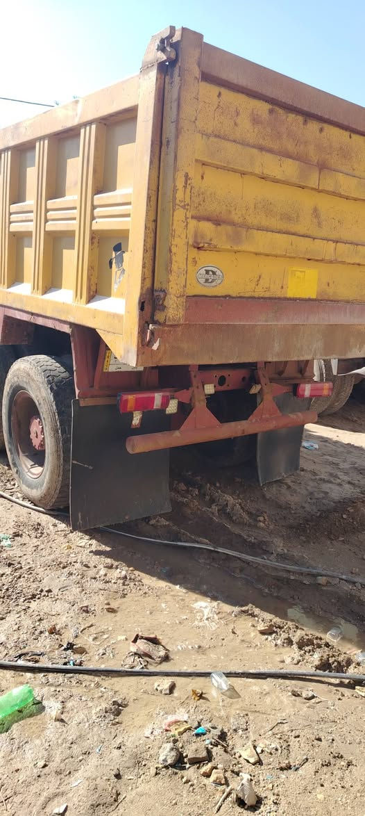 سلام عليكم سياره البي ٨٢ بلادي قلاب مجموعه جيئف كير ١٦٠ مكينه ١٣٠ سياره جاهزه للعمل تخم تاير اتصال ***********
