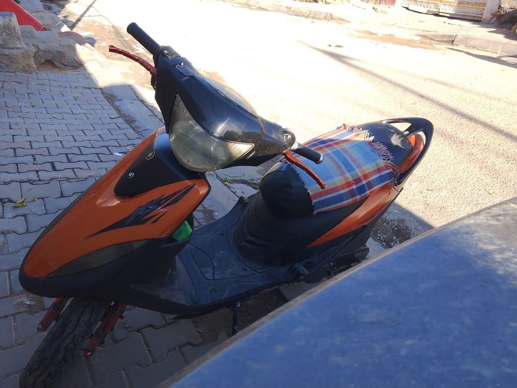 دراجه ماكس عدلة للبيع
الدراجه نظيفة وبرغي ما مفتوح بيها 
سلف هندر كهربائيات كلشي شغال
 مثل ما موضح بالصور 
فقط بيع مو مراوس
عنواني كربلاء / الغدير
السعر:  400 الف وبيها مجال قليل
للستفسار:  ‏‪***********‬‏
