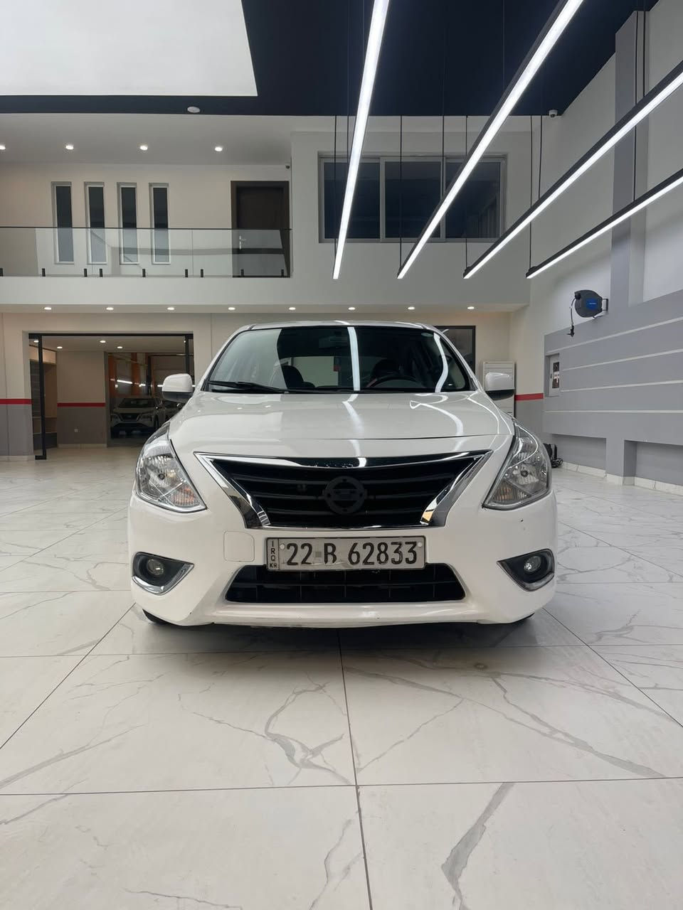 السلام عليكم 
للبيع نيسان سني هندي موديل 2020 بليتة الزركة 
ماشية ١٧٣ الف 
رقم اربيل الدولي الجديد باسمي سنوية ساقطة صارلها ٤ اشهر السياره بيها طخه بالبجم وصار بيها تعديل بسيط بالبراكيت وبداية الشاصي بيها صبغ وبارد سونارها موجود بالمنشور كير ومحرك بشرط تبريد ميشتغل بي عطل اعتقد بالبورد الي يشغل التبريد لان الكمبريسر جطلنا خارجي اشتغل السيارة مدوشمة كشنات وارضية كامله تجي تشوف السياره تقتنع بيها واخليك على راسي وكلشي بسعرة السوك كلشي بي شرط التحويل
اني مكلف بالنشر هذا رقم صاحب السياره ***********
مكان السيارة بغداد البلديات 
سعر السيارة ٨٥ وبي مجال بسيط 
اخوان اني مكلف بالنشر رقم صاحب السيارة موجود بالمنشور بي واتساب اي استفسار تواصلو ويا صاحب السيارة
