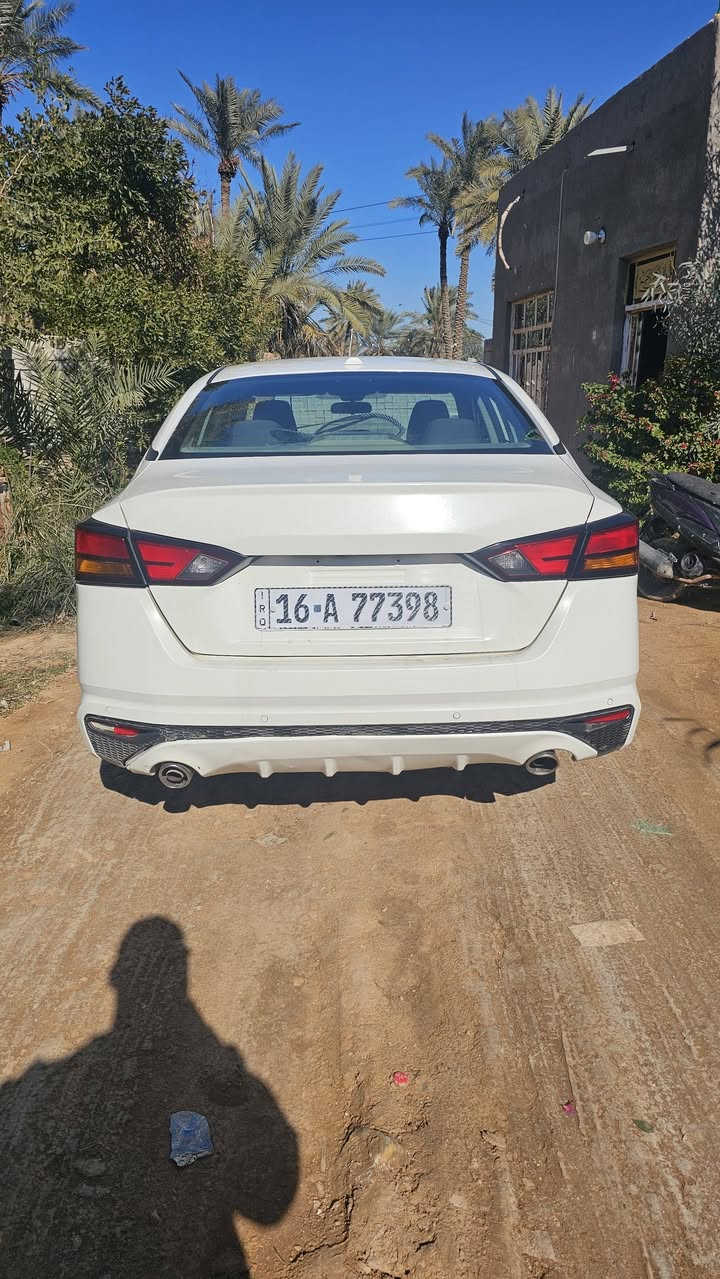 السلام عليكم
للبيع
نيسان التما 2023
فول مواصفات
وارد امريكي ضربتها شويه من الجاملغ الخلفي وتبديل قبق جنطه 
رقم معوقين
ماشيه 55 الف 
رقم التواصل 
***********
