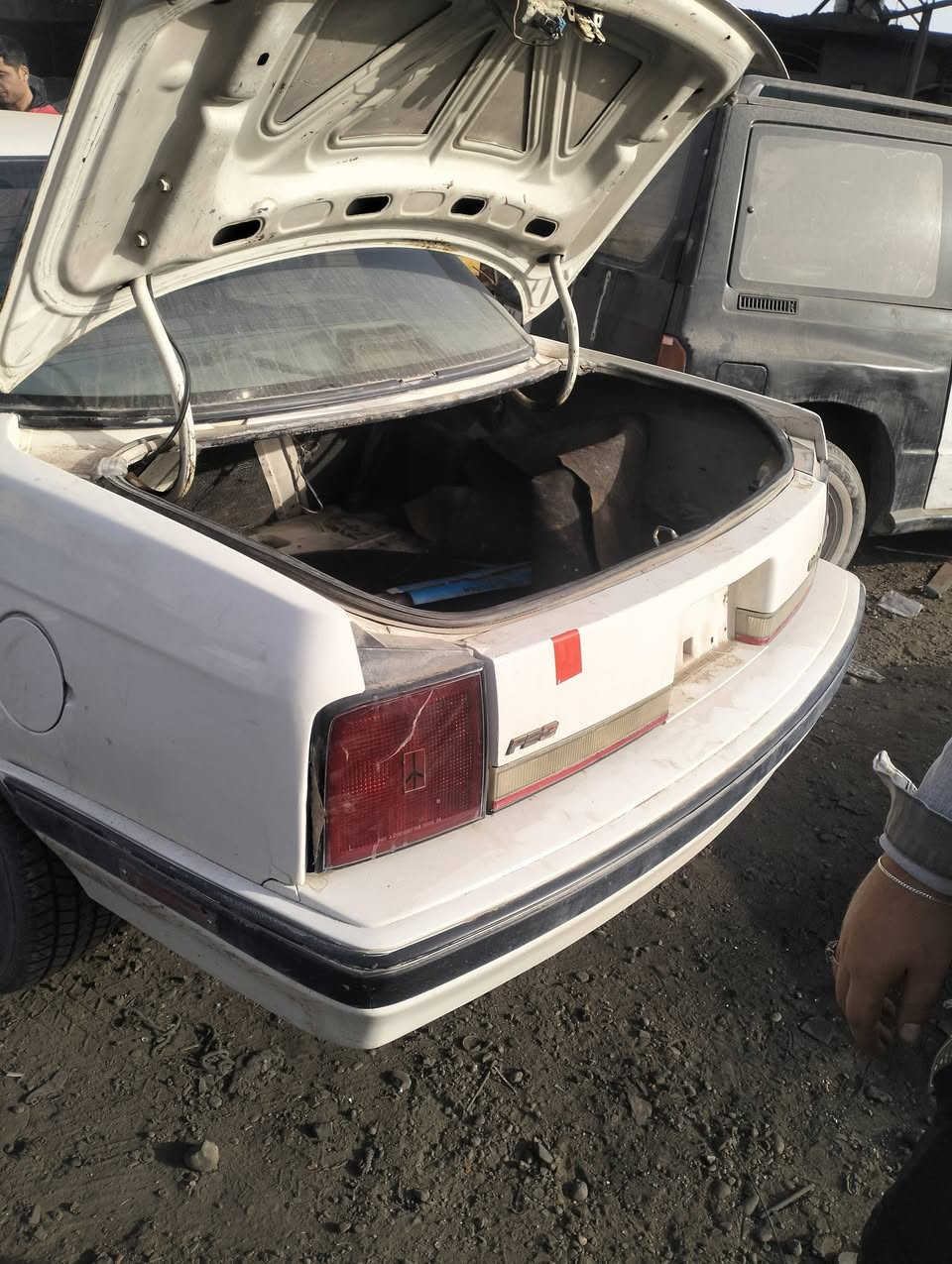 السلام عليكم 
تفصيخ اولدز موبيل .... شتحتاج ابيعلك 
مكاني بغداد جسر ديالى الجديد بالحي الصناعي 
***********
***********.      للاستفسار فقط اوقات النهار
