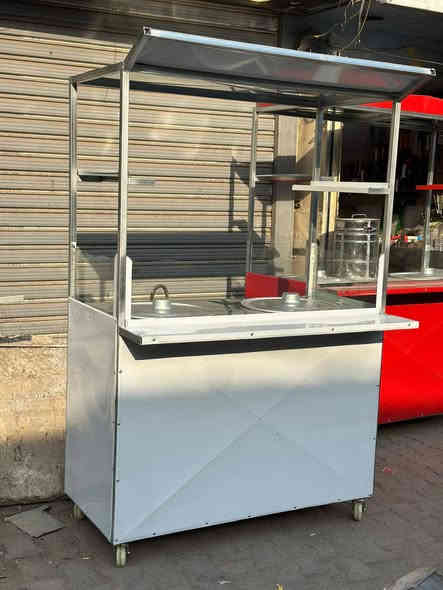 ***********
عربانه لبلبي باكله جدرين جديده غير مستخدم 
طباخات مشاعل اهين الاسود مع جداري كبار قياس 45 
جام نص رتفاعه 25سم تخم تاير ابو القفل
