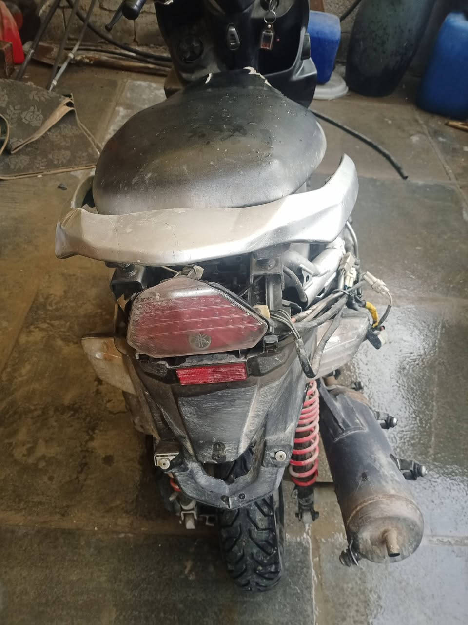 سلام عليكم...
دراجه جيتي ار الحديث للبيع (مكاني الحريه)

الدراجه طافيه ماعرف عطله يعني كوم حديد مثل ما يگولون

ضمانه الباب وشكله نفس ما موضح بل صور 

السعر 200 وبيه حگ الجيه فقط  
التواصل ***********
