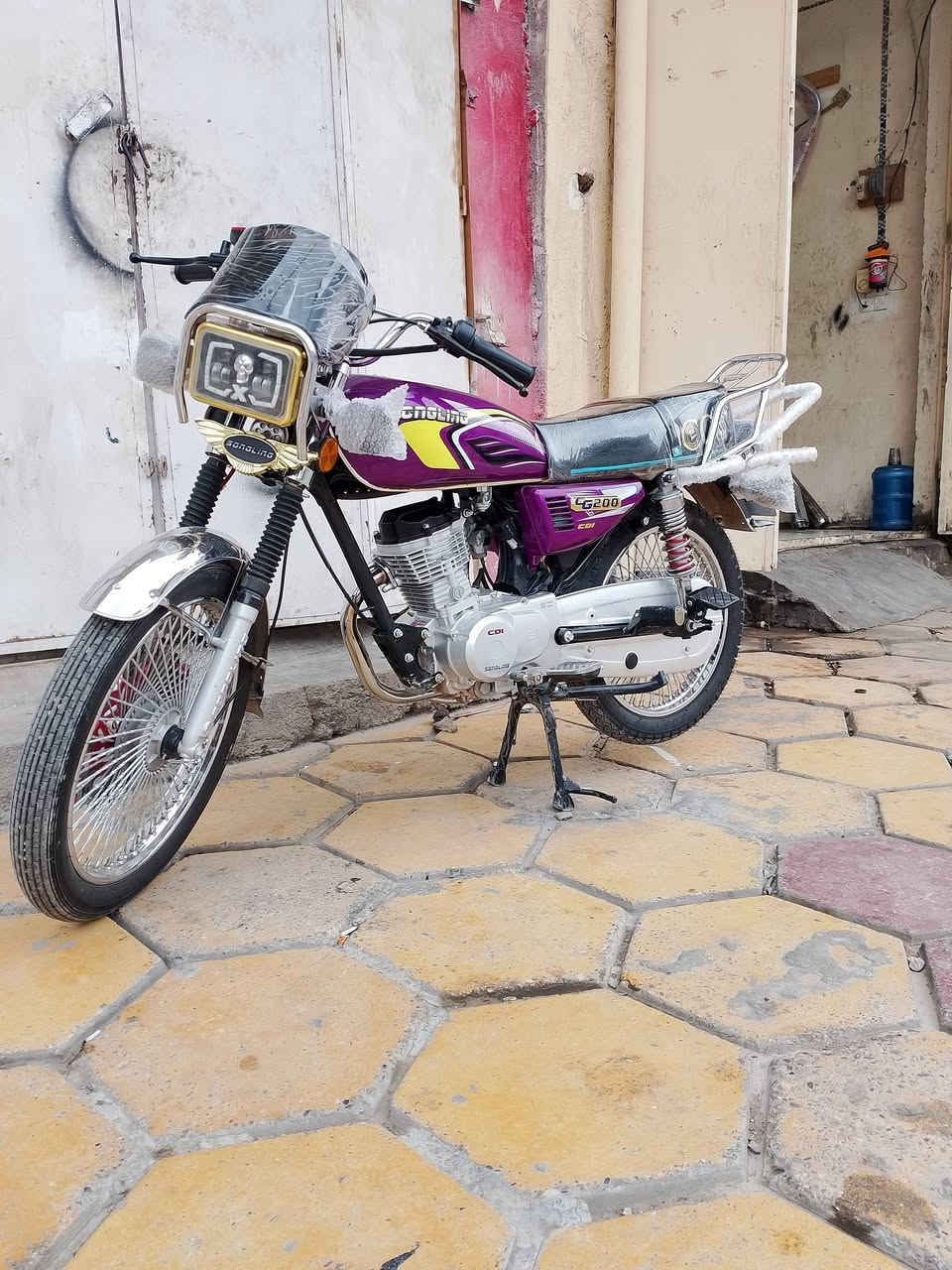 تايكر 25للبيع.  دراجة زيرو.  شراي اتصل ***********مكاني بلدروز شارع المسعودية
