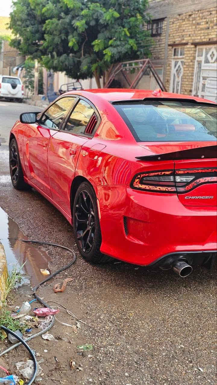 سلام عليكم 

جارجر 2017 لون حمراء طماطي  صور الحادث موجوده بلمنشور بلعراق بيه 2 قطع أصبغ رقم بغداد فول عدا الفتحة

مكينة 5700  ارتي
دركة ار بي ام 
كشنات كنتارا
خزن ميموري
سبورت 
دمام صوت 
تشغيل عن بعد
كشنات كهرباء
شفتات استيرن سبورت
شاشة كبيرة 
حساسات خلفية 
اكسل قفل 
اكزوز كورسا رعب 
ولف حماوة ريسنك 
كامرة خلفية دوارة 
ويل 20 
عليها برمجة سيفتي كاملة

السيارة نصبتها ولونها بعد احلى من الصور  (عنوان كوت )سعر 175 وبيه مجال  رقم ***********
