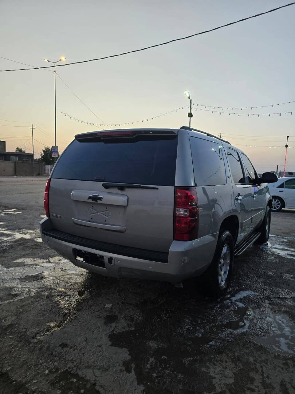 السلام عليكم
تاهو 

اللون رصاصي شمباني 

الموديل 2007

المواصفات LTZ فول مواصفات وارد خليجي 

كفاله من الضربه والكص والعيب الشرعي والفتح 

مسجله ضمن قرار 102 مفحوصه مرور معامله جاهزه باقيه فقط على الرسوم الكمرك محافظة النجف الاشرف مكان السياره بلنجف 

السعر 100ورقه شده او بيها مجال للاستفسار الاتصال على الرقم يوجد واتساب.  

 ***********
