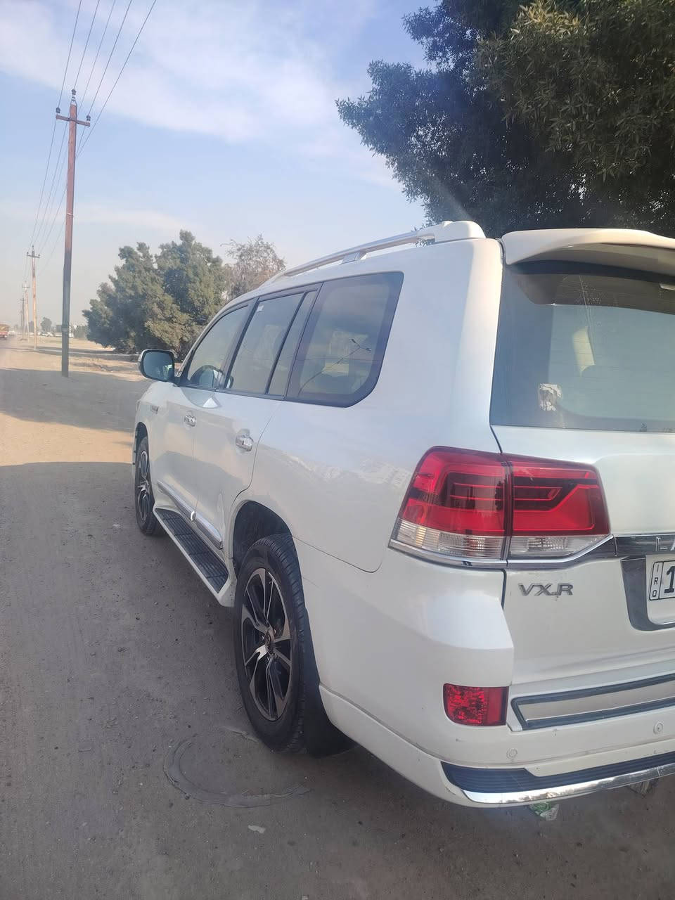 سلام عليكم
لاندكروز  لبيع موديل 2009 محدثه 2021

رقم بغداد دولي  تحويل ثاني يوم سعر 2500$
رقم‏‪***********‬‏
