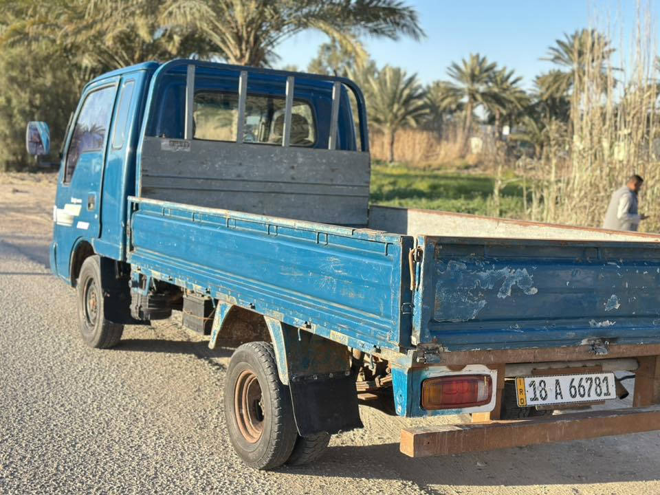 قرده للبيع ٢٠٠١ رقم بابل انكليزي تخم تاير كير محرك جديد بلاديه السياره السعر ٧٠ المكان بابل ناحيه النيل 

‭٠٧٧٣ ٣٧٤ ٩٢٣١‬
