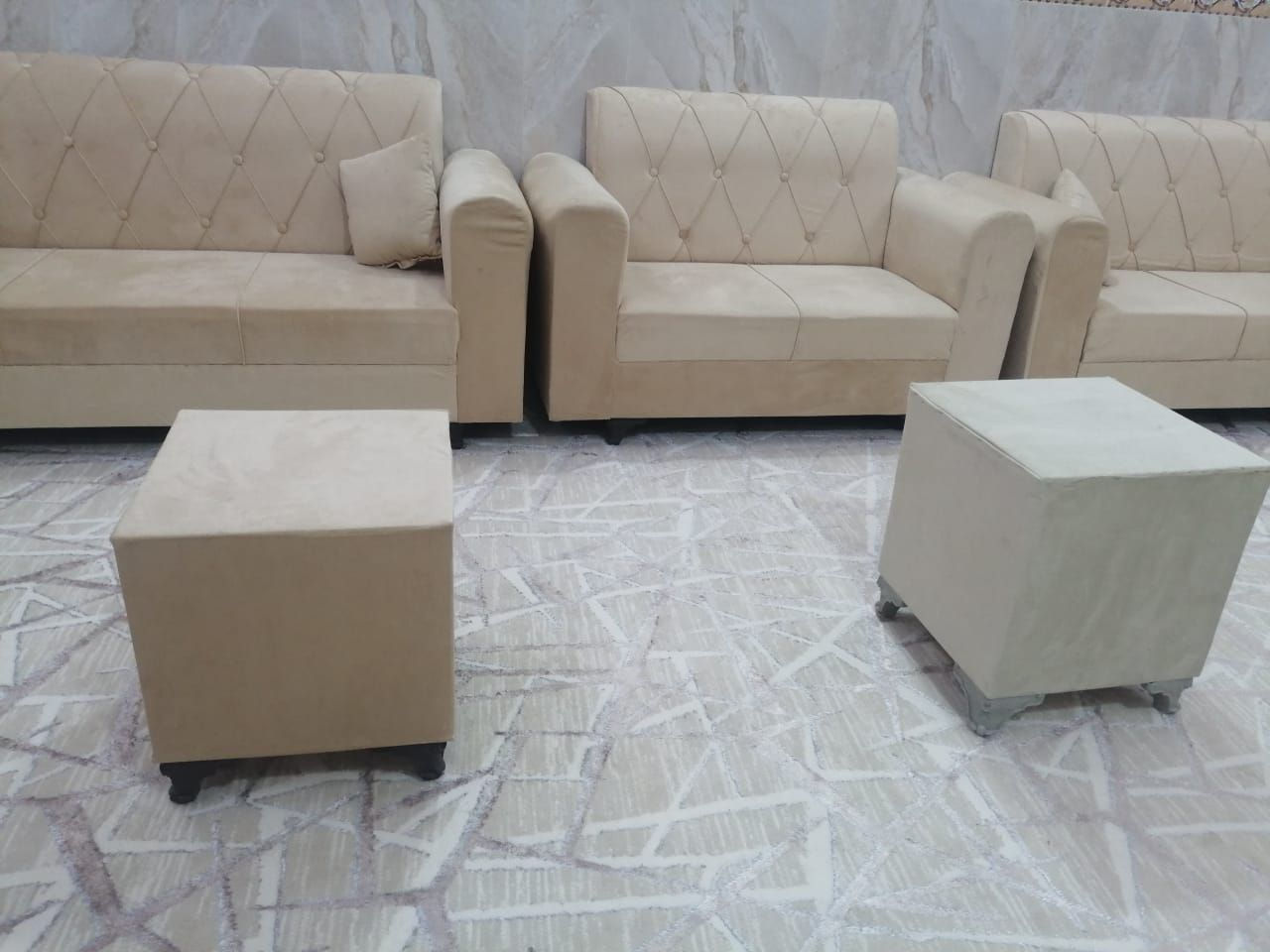 هذا التخم البيع يتكون من ٢٠ مقعد اي تخمين شراء جديد واستعمال قليل وجدا نظيف مكان سماوه رميثه سعره عل خاص


**إذا كنت صاحب هذا الإعلان وتريد حذفه لأي سبب، رجاءا أرسل رسالة إلى الدعم الفني**