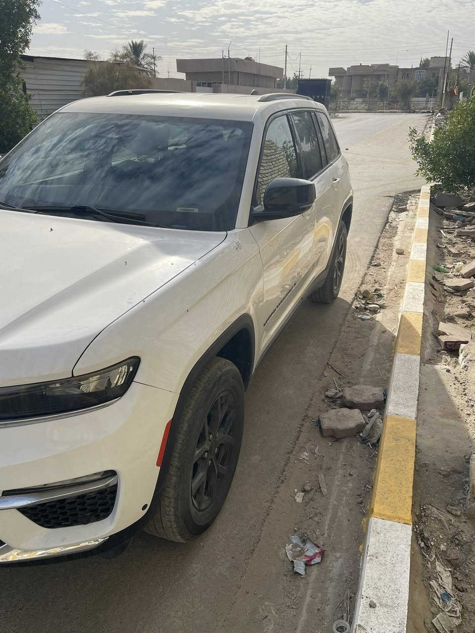 جيب  شيروكي بلاك توب  مديل 2024 
فول مواصفات 
مرقم بغداد كتاب شهداء 
 
يرهم مرواوس 

بدون حادث السيارة  بيه تخريب بابين والجاملغ 
***********
