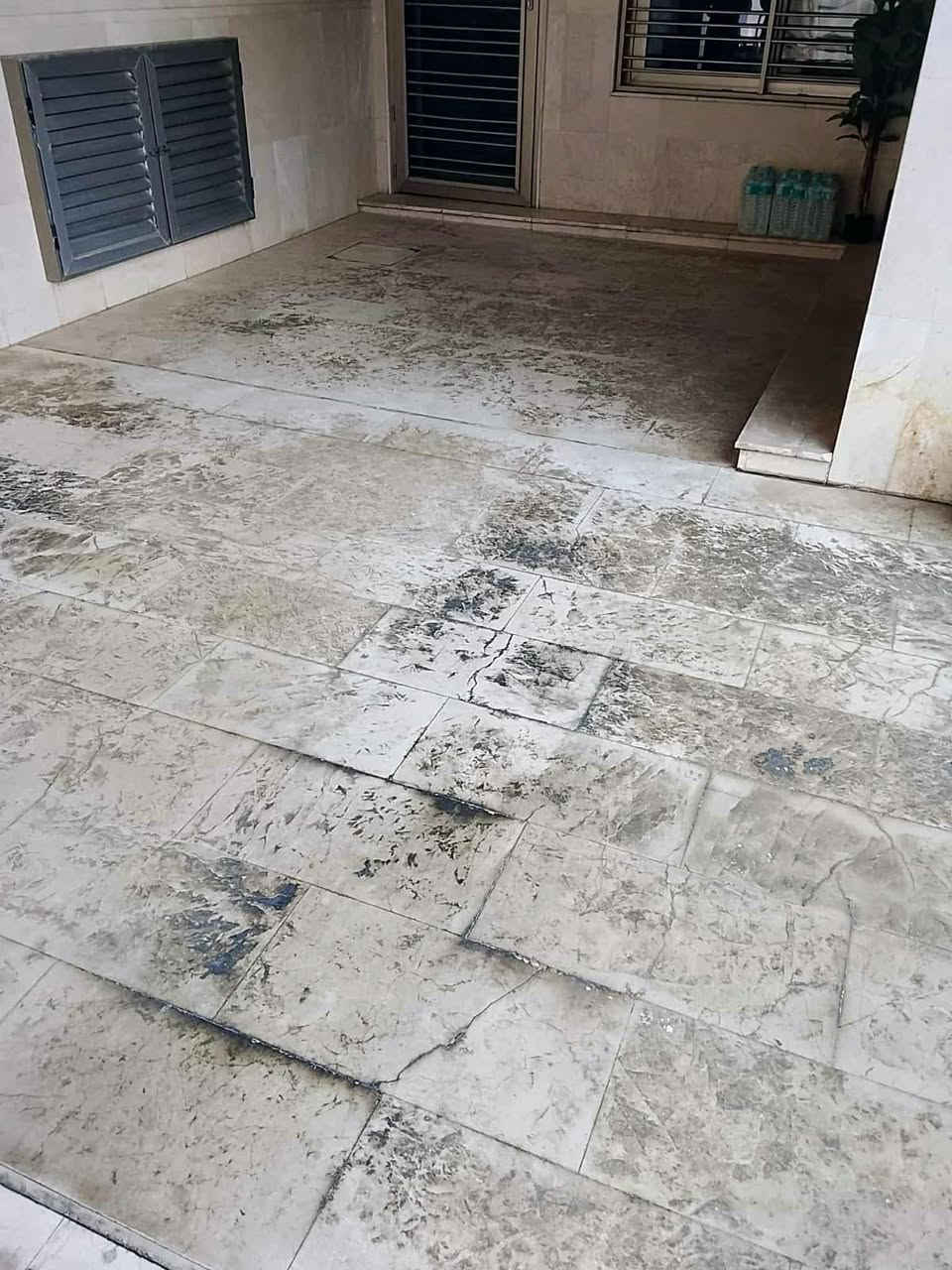 جلي موقعي لجميع الارضيات كاشي والمرمر بعض اعمالنا نتمنى ان تنال اعجابكم لاستفسار الاتصال *********** او مراسله الصفحه مكاني نجف تم رد خاص
