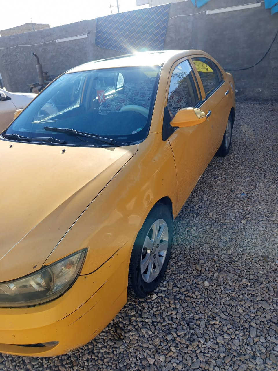 سياره نيفان كامله مابيه اي ضربه ولا صبغ سياره مديل2011مكينه وكير خير من الله حداديه نضيفه السعر 43 مستعجل وبيه مجال حك جيه مصفره هيه وغرامه سياره بسمي الرقم***********
