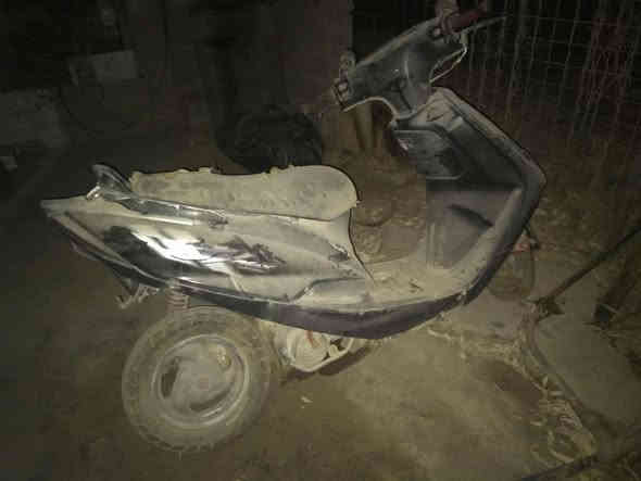 للبيع ماكس ثعلب الدراجة متروكة متشتغل يمكن يرادلها كابريته بايعلك كوم حديد تجيب كيه وياك وتأخذها سعرها 75 ولا تكسر إذا مو شراي مكاني بغداد المحمودية 
الرقم:*********** متواجد واتساب
