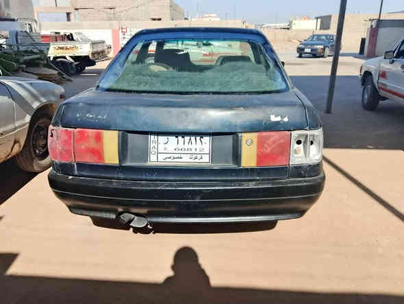 سلام عليكم اودي رقم كركوك سنويه خضره شرط التحويل محرك شرط كير فقط اليوره ما يجي صدر تايرات جددد كهربيات كلها شغاله السعر 10 اوراق  مكان السياره الحويجه حي العسكري /***********
