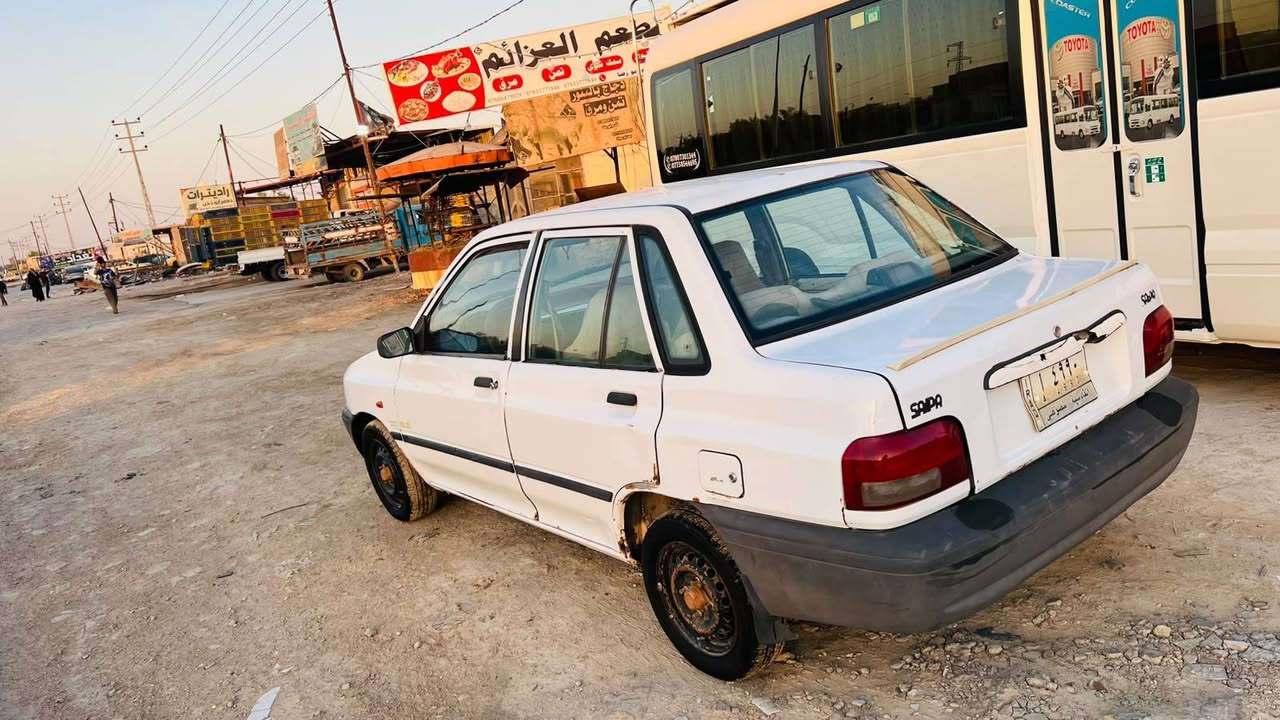 سلام عليكم سايبه للبيع  مكفوله من الصبغ والضربه سنويه ٢٧ بسمي
الاتصال ***********السعر ٣٥ بيه مجال بسيط
