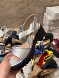 قطع اخيره للبيع شلعه للاستفسار07742499319