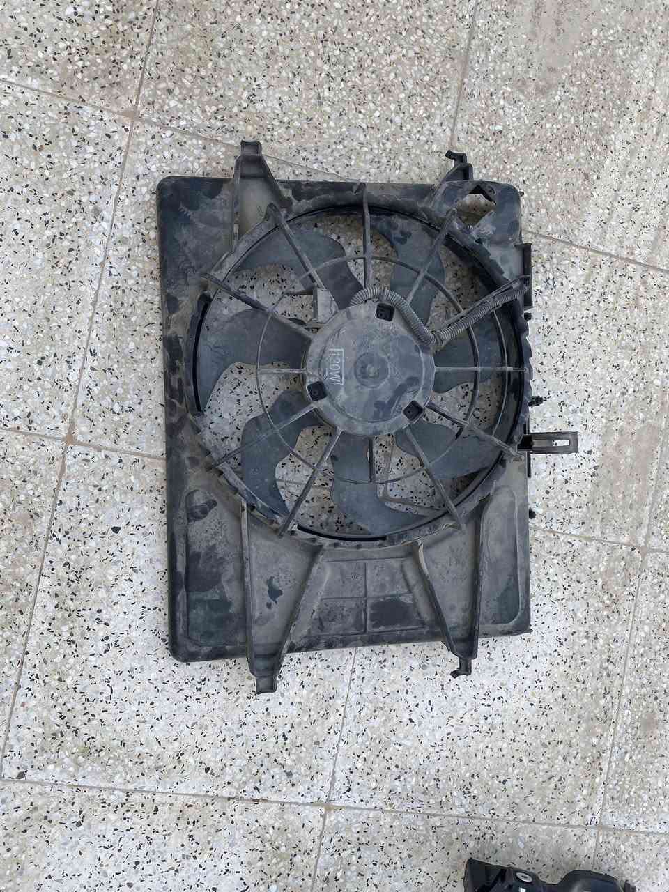 سلام عليكم شباب غراض مال حاويه جدد قيم واخذ


**إذا كنت صاحب هذا الإعلان وتريد حذفه لأي سبب، رجاءا أرسل رسالة إلى الدعم الفني**