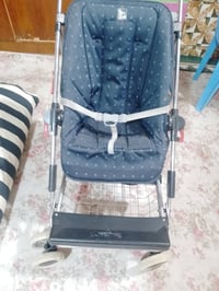 عربانه أطفال • نظيفه • عربانه ام نفرين