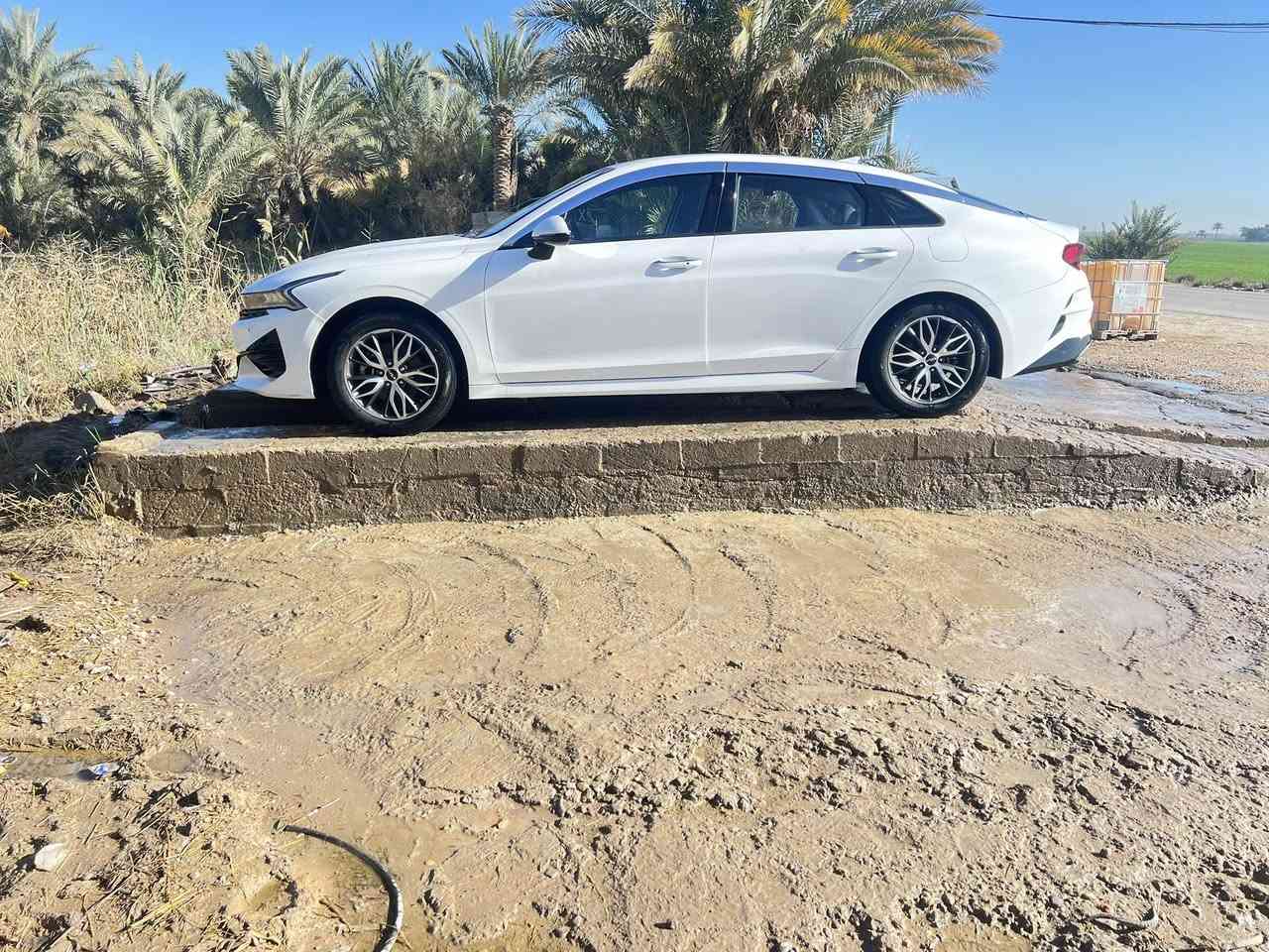 كي فايف موديل ٢٠٢٣مرقمه تحويل ثاني يوم 
بانزين وارد كوري بنيد تبديل وقطعتين فتح مكينه گير حداديه جاهزه لسيارة السعر ١٦٧بيه مجال بسيط مكان نجف سونار موجود خاص‭٠٧٨٦ ٩٢٢ ٤٦٢٧‬
